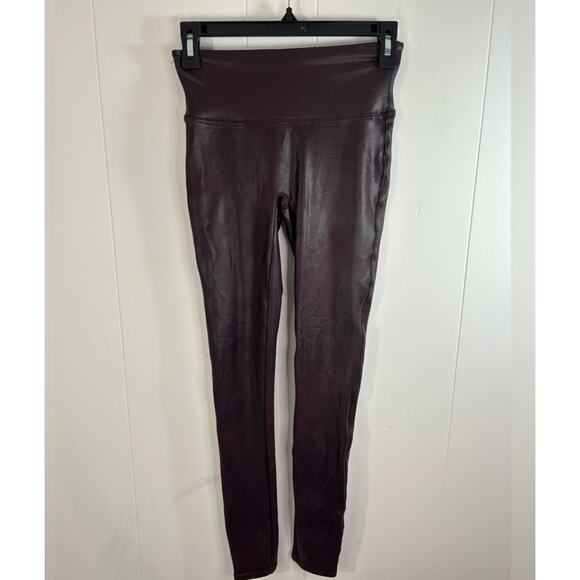 SPANX faux leather Black fabric leggings, size Extra Large - Picture 4 of 11